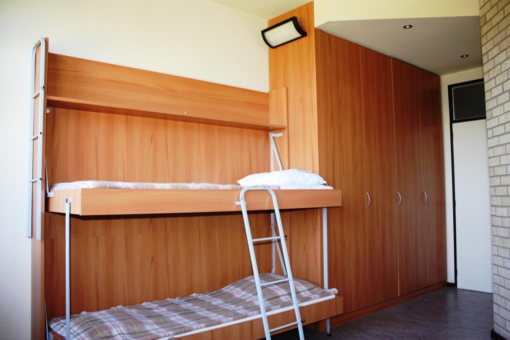 rooms for youth groups