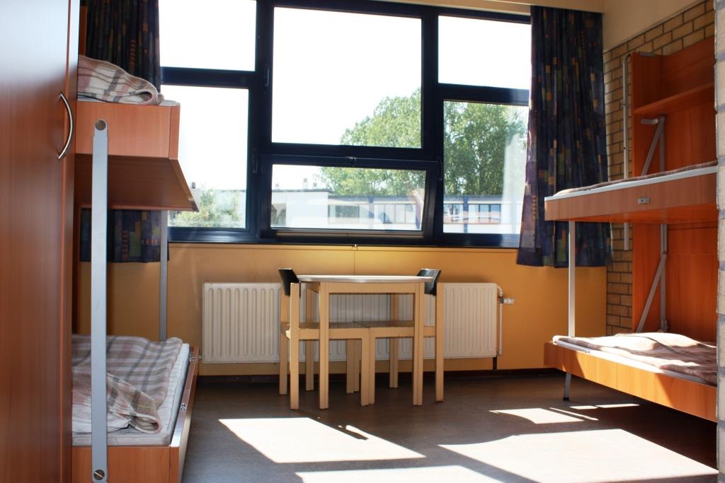 youth hostel rooms Belgium - France